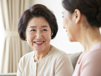 媽媽的朋友類似，網(wǎng)絡(luò)討論中的情感與倫理邊界