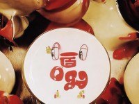 彈彈堂手游停發(fā)經(jīng)驗(yàn)，玩家抗議還是官方故意卡級(jí)？，采用矛盾沖突+懸念設(shè)計(jì)。1.停發(fā)經(jīng)驗(yàn)點(diǎn)出核心異?，F(xiàn)象，引發(fā)玩家共鳴；2.抗議/故意形成二元對(duì)立，吸引用戶站隊(duì)討論；3.卡級(jí)使用游戲黑話制造代入感，問號(hào)結(jié)尾強(qiáng)化懸念，符合游戲社群傳播特性）