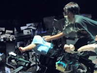 1秒淪陷？CF手游王者禮包的美術(shù)設(shè)計如何操控你的充值欲望？，（采用強誘導(dǎo)性疑問句式，通過1秒淪陷制造緊迫感，操控欲望暗示心理學(xué)機(jī)制，用美術(shù)設(shè)計替代原標(biāo)題中直白的視覺誘惑，既保留懸念又提升專業(yè)質(zhì)感，更易引發(fā)玩家點擊沖動）