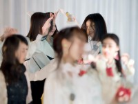 永恒紀(jì)元手游，如何打造無敵戰(zhàn)力？揭秘套裝攻略！