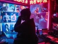 B站24小時(shí)直播間的秘密：你錯(cuò)過了什么？深夜為何如此吸引人？