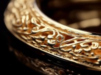 18k金首飾成色揭秘：你真的了解它的價值與保養(yǎng)嗎？