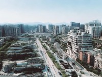 問(wèn)道手游潛能太多不會(huì)用？手把手教你高效分配技巧！，采用了疑問(wèn)句形式，直接針對(duì)玩家的痛點(diǎn)——潛能積累過(guò)多但不知如何使用。通過(guò)手把手教和高效分配技巧的承諾，既能吸引用戶(hù)點(diǎn)擊，又明確了內(nèi)容的價(jià)值點(diǎn)。）