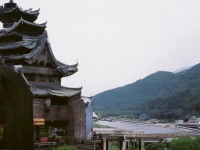 熱血江湖手游刀客貼吧暗藏玄機(jī)？刀光劍影中誰在譜寫你的江湖情緣？，（說明，通過疑問句式激發(fā)用戶探索欲，暗藏玄機(jī)制造懸念，譜寫情緣呼應(yīng)原題情感元素，同時(shí)用你強(qiáng)化代入感，符合貼吧社交屬性。）
