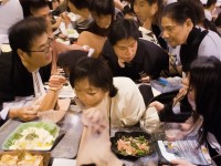 這款修仙手游憑什么讓玩家通宵達(dá)旦？揭秘逍遙劍仙讓人上癮的5大玄機(jī)！，優(yōu)化點(diǎn)，，用憑什么代替直接詢問好玩嗎，更具懸念和吸引力，通宵達(dá)旦制造戲劇沖突暗示游戲魔力，數(shù)字5大玄機(jī)給讀者明確的預(yù)期，核心元素的同時(shí)，通過揭秘一詞增強(qiáng)好奇心，采用修仙手游細(xì)分定位，更精準(zhǔn)吸引目標(biāo)受眾）