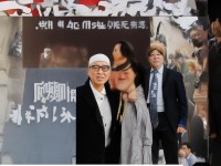 軒轅傳奇手游郵件功能藏哪了？一鍵掌握收發(fā)秘訣！，（解析，采用疑問句式制造懸念，藏字增加趣味性；后半句用一鍵掌握降低用戶學習成本，秘訣一詞強化價值感，整體符合游戲場景輕松氛圍。）