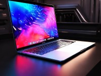 18歲MacBook Pro高清體驗(yàn)：性能依舊還是時(shí)代淘汰？