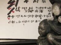 問道手游最強精怪究竟是誰？新手必看培養(yǎng)攻略！，通過疑問句式制造懸念，同時用最強必看等詞激發(fā)點擊欲，并明確指向目標用戶群體（新手）。