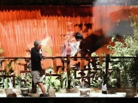 為何倩女手游女俠客頭拓本，能成為古典美學(xué)的俠義新符號？，（解析，疑問句式直接激發(fā)好奇，關(guān)鍵詞古典美學(xué)俠義精準(zhǔn)抓取用戶興趣點，新符號賦予話題性，符合對國風(fēng)武俠感興趣的手游玩家心理）