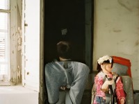 女女百合視頻為何在情感、藝術(shù)與社會視角中獨具魅力？