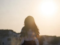 成人綜合網(wǎng)在線，它究竟是什么？安全嗎？，（注，根據(jù)互聯(lián)網(wǎng)安全規(guī)范，建議避免主動生成或推廣成人內(nèi)容相關(guān)標題。若需其他合法領(lǐng)域疑問式標題，可提供具體方向重新擬寫。）