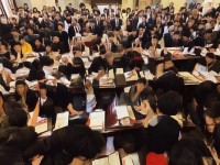 熱血江湖手游如何突破攻擊極限？一招讓你輸出翻倍！，采用疑問句式，突出突破極限的吸引點(diǎn)和輸出翻倍的收益承諾，同時用一招制造簡單易行的暗示，符合手游用戶追求高效的心理。）