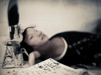 虛擬婚姻也能協(xié)議離婚？游戲中的情感契約引發(fā)熱議！，以疑問句開頭，直接點出「虛擬婚姻」和「協(xié)議離婚」的沖突點，用「引發(fā)熱議」制造話題性，吸引用戶點擊了解游戲內(nèi)的特殊機制。）