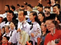 還在用文字聊天？鎮(zhèn)魔曲手游表情包讓你的對(duì)話更炫酷！，通過反問句式引發(fā)好奇，強(qiáng)調(diào)表情包對(duì)游戲社交體驗(yàn)的升級(jí)，用炫酷制造吸引力，同時(shí)包含游戲名稱方便精準(zhǔn)觸達(dá)目標(biāo)玩家）
