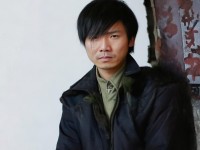 末世生存秘籍，如何在求生之路手游版中生存并前行？