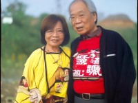 虎牙手游狼人殺占麥成風，你是來社交還是來攪局的？，通過反問句式直接切入用戶矛盾心理，用社交/攪局的強對比制造沖突感，既涵蓋平臺特性又點出核心爭議，短句+問號結構更易引發(fā)點擊欲）