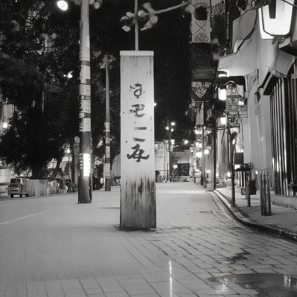 成人人妻，現(xiàn)代女性如何在多重角色中綻放獨(dú)特魅力？