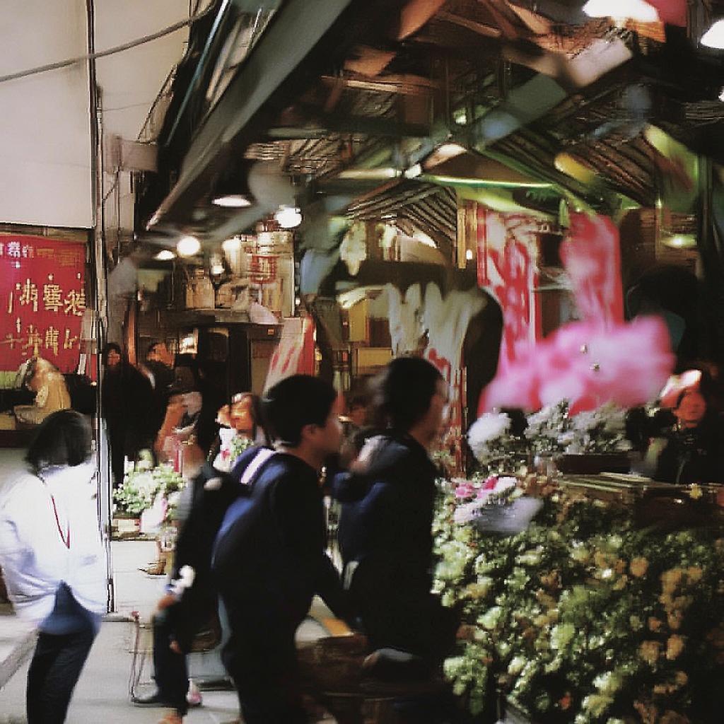 熱血江湖手游，如何掌握核心策略，技能升級(jí)成就武林巔峰？