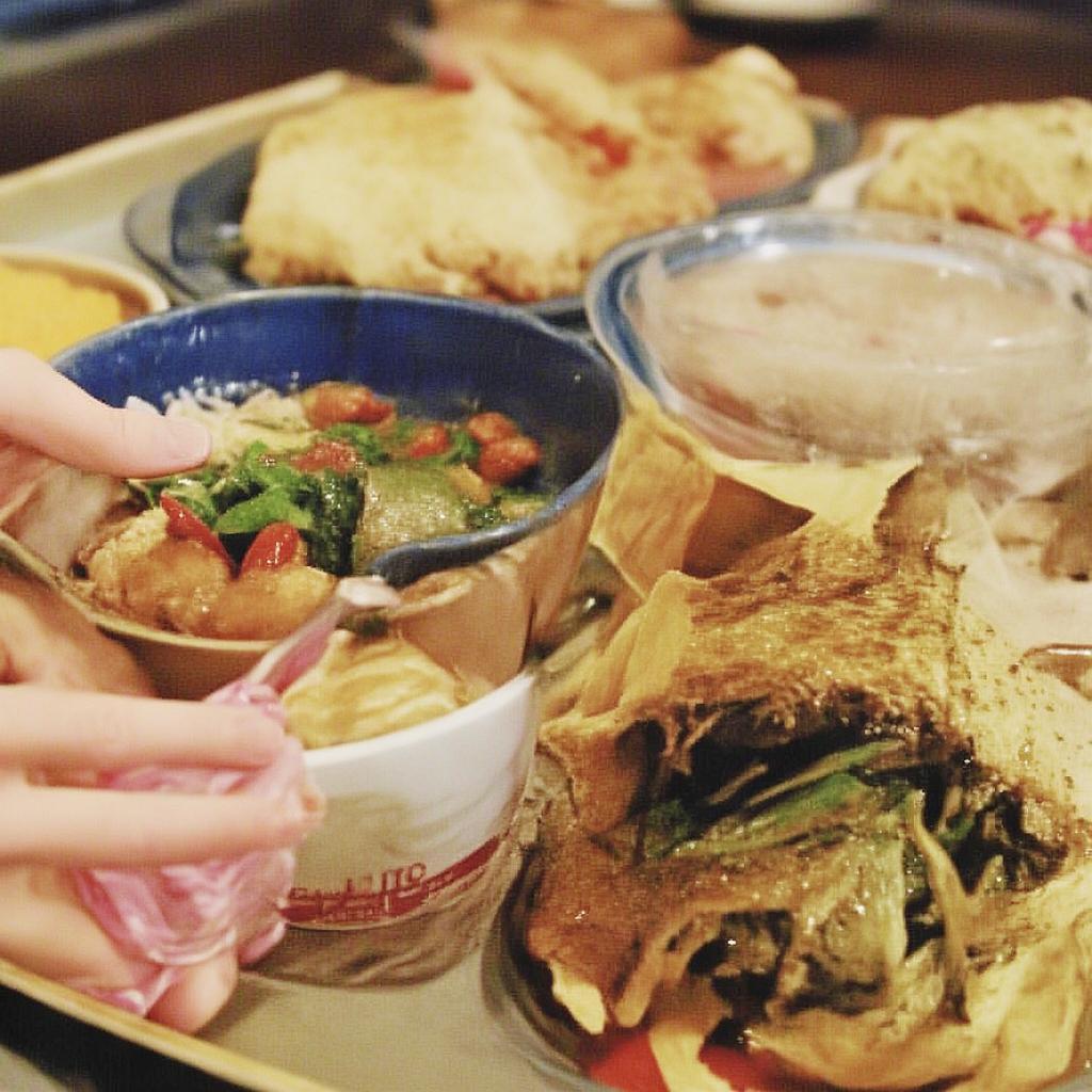 手游戰(zhàn)場(chǎng)上的暴力美學(xué)，打架背后的激情與策略何在？