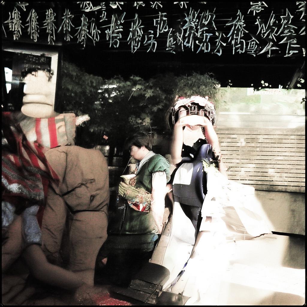 科舉答題也燒腦？夢幻手游鄉(xiāng)試通關(guān)秘籍你敢挑戰(zhàn)嗎？，設(shè)計為疑問句，用燒腦凸顯挑戰(zhàn)性，秘籍激發(fā)用戶點擊欲，敢挑戰(zhàn)嗎制造互動感，準確概括內(nèi)容核心）