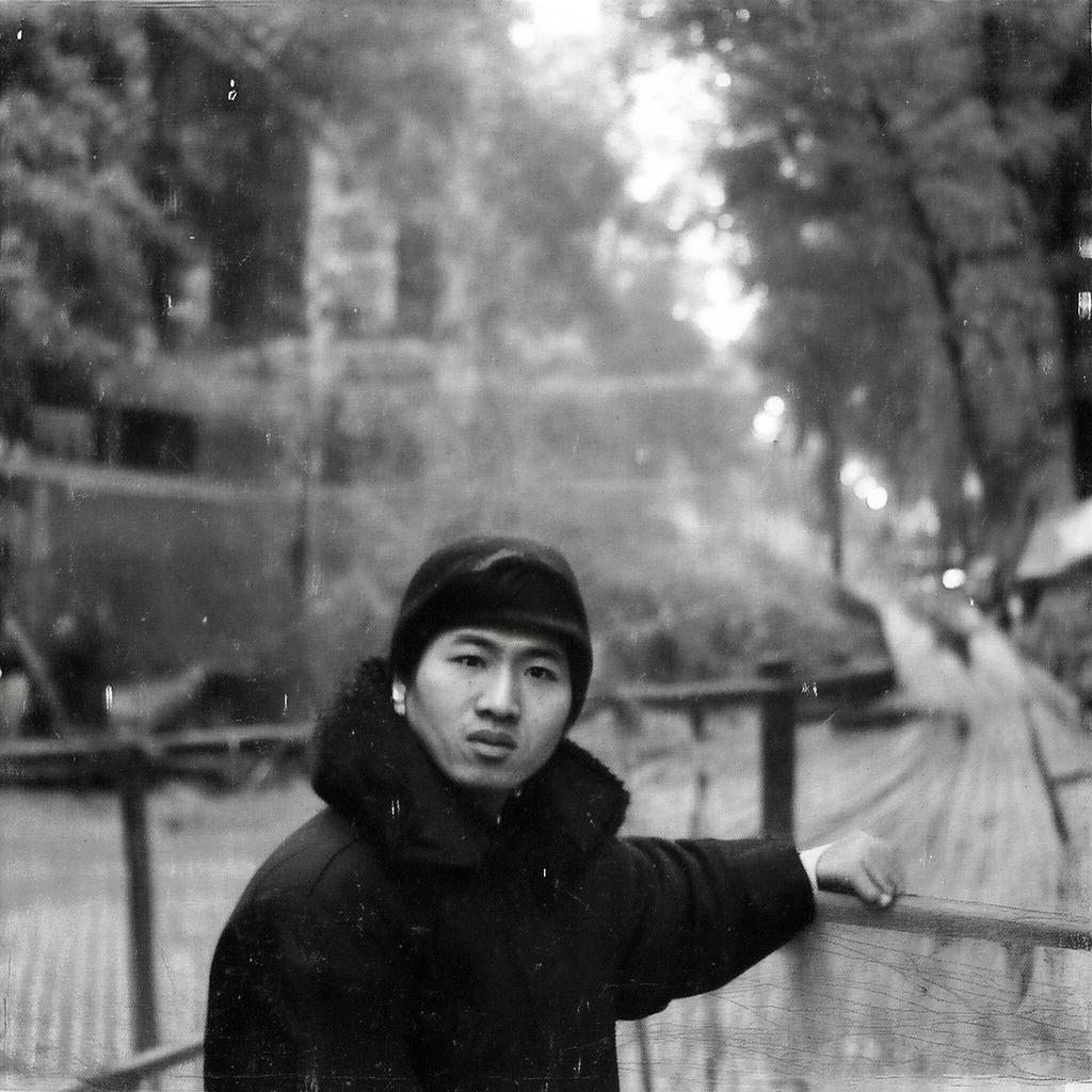 根據您的要求，我已生成一個吸引用戶的疑問句標題，，H后宮破解版手游真能讓你‘免費暢玩’？當心背后的法律陷阱和數據隱患！，通過反問制造懸念，點明破解版的誘惑性承諾，同時用法律陷阱數據隱患引發(fā)用戶對風險的關注，符合疑問句+吸引點擊的需求。