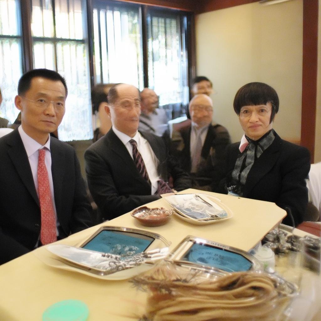 如何讓英雄聯(lián)盟手游韓服翻譯既精準(zhǔn)又接地氣？
