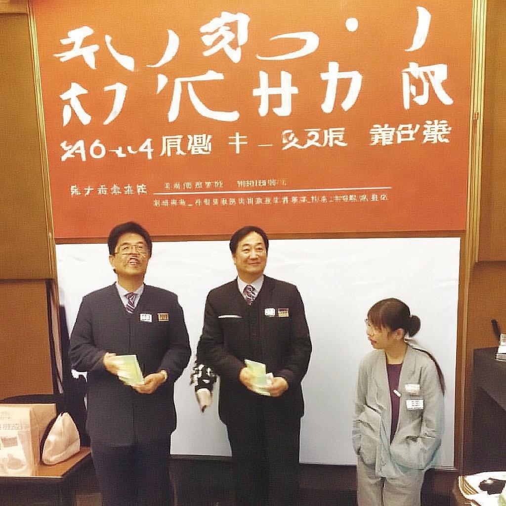 驚天動地手游版真的存在嗎？深度揭秘這款經典端游的移動端進化史，特點說明，1.核心疑問句式開場 2.保留端游經典IP名稱 3.用深度揭秘制造懸念 4.移動端進化史暗示信息價值 5.整體長度控制在23字符合傳播規(guī)范）
